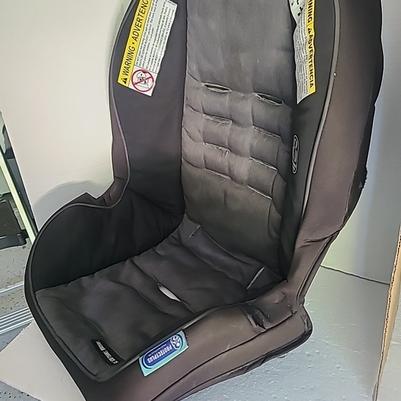 Graco Snugride Snuglock 35 Click Connect Fabric Seat Cover Padding Cushion Gray - Picture 7 of 12